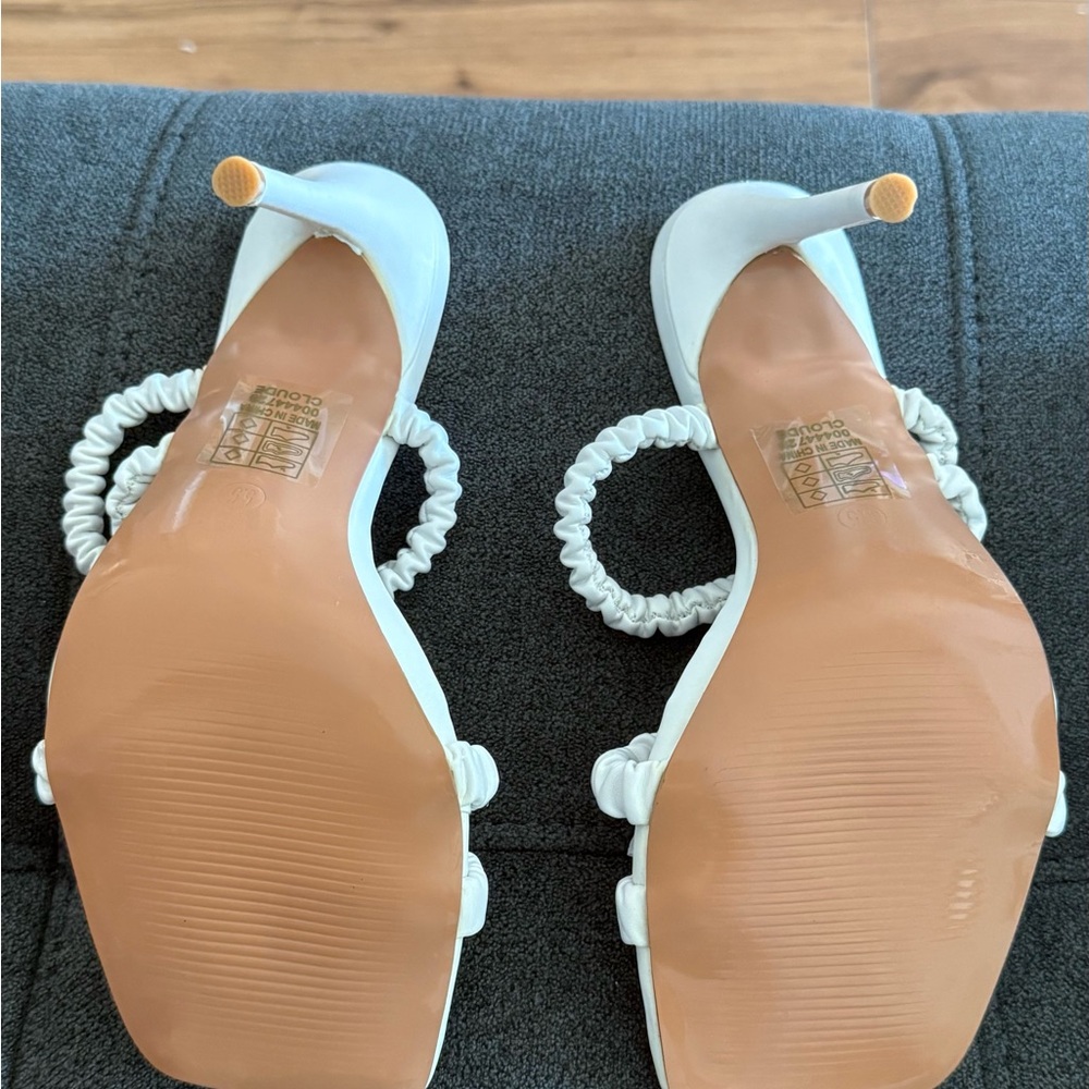 So Me White Strappy Heels - Picture 5 of 8